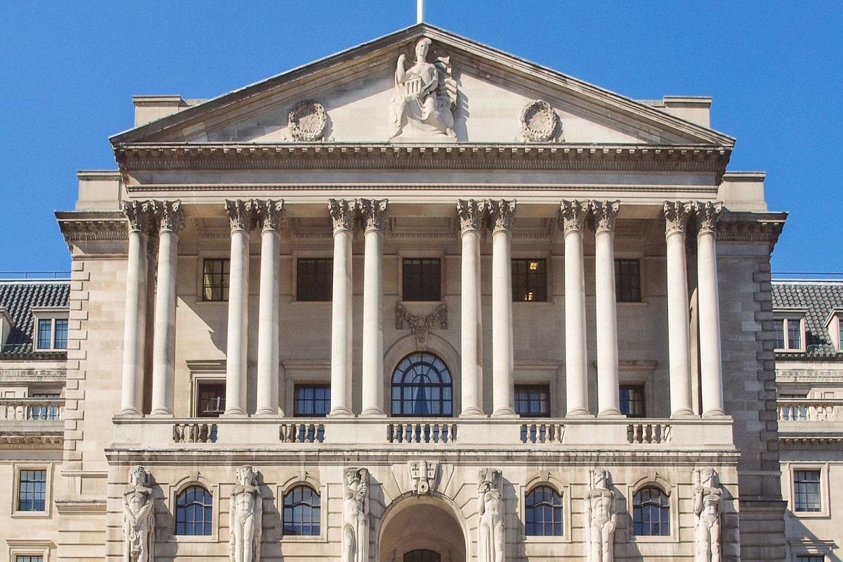 Bank Sentral Inggris Diproyeksikan Belum Akan Turunkan Suku Bunga