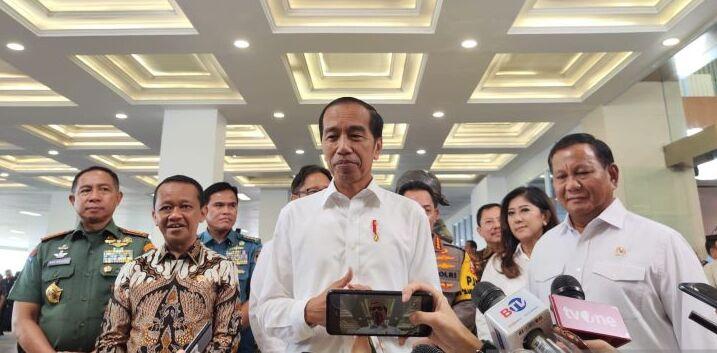 Soal Pertemuan dengan Surya Paloh, Jokowi: Saya Hanya Jadi Jembatan